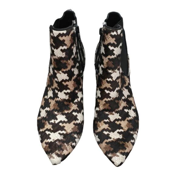 Preston & York Calf Hair Puzzle Print Leather Heeled Chelsea Boots Women Sz 6.5 - Picture 2 of 11